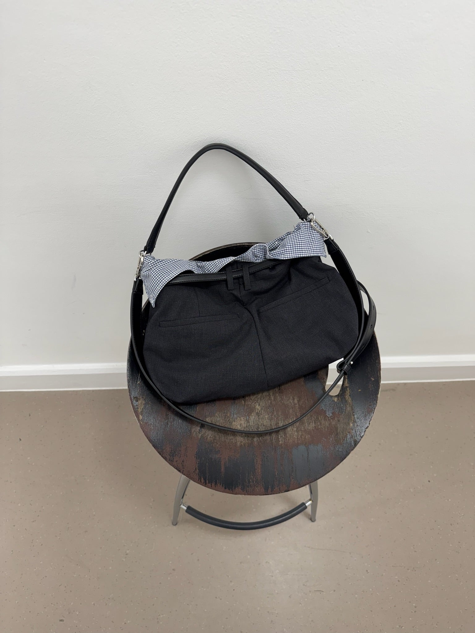 Collar Bag